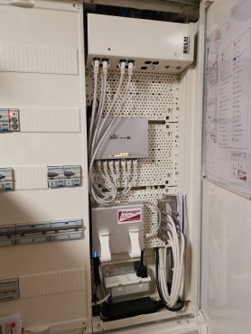 Netzwerkverkabelung auf engem Raum